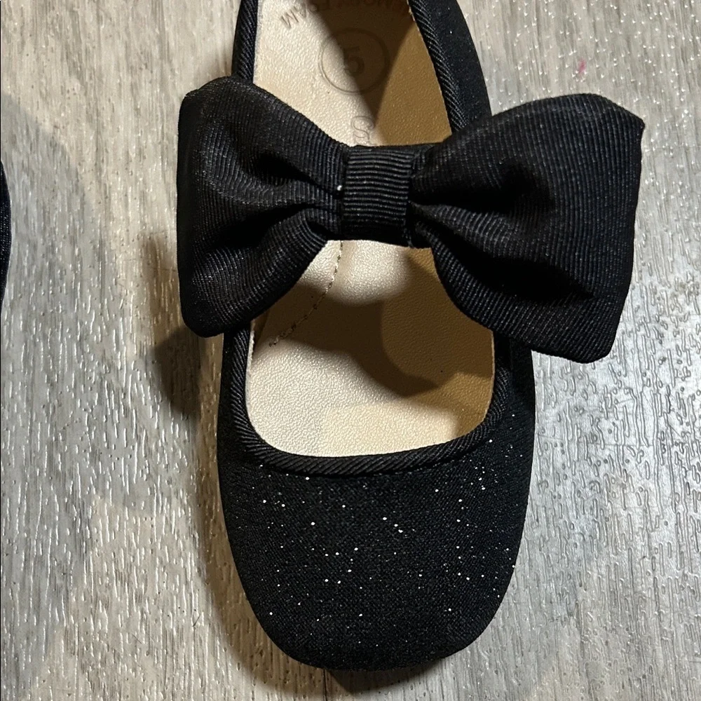Cat & Jack Sparkly Black Kids Dress Shoes with Bow